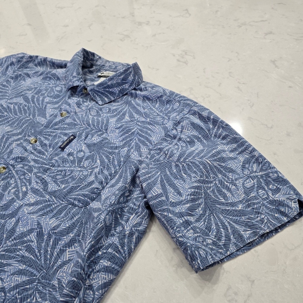 Columbia Men's M Blue Tropical Palm Leaf Shirt Button Down Hawaiian Y2K